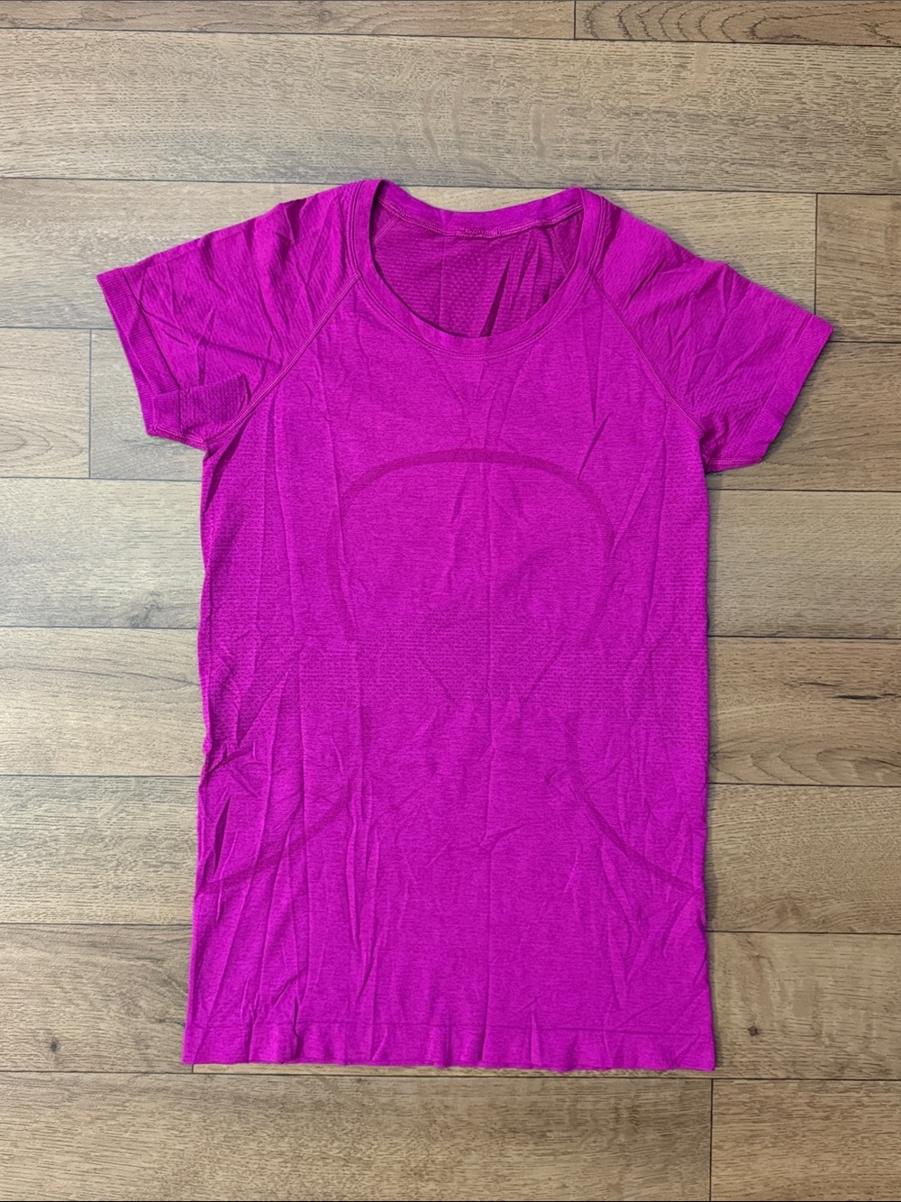 Lululemon Size 6 Swiftly Tech Short Sleeve Tee Shirt Purple / Pink Fitness Train